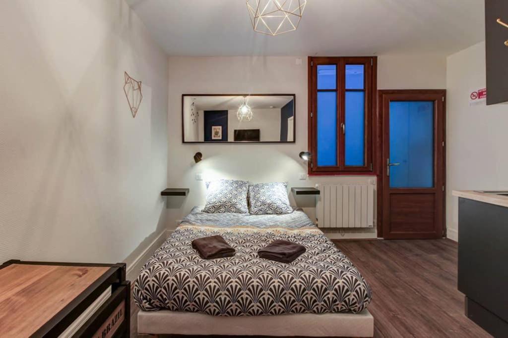 Studio Le Petit Prince - Topdestination Dijon - Centre Ville - Classe 3 Etoiles Exterior photo